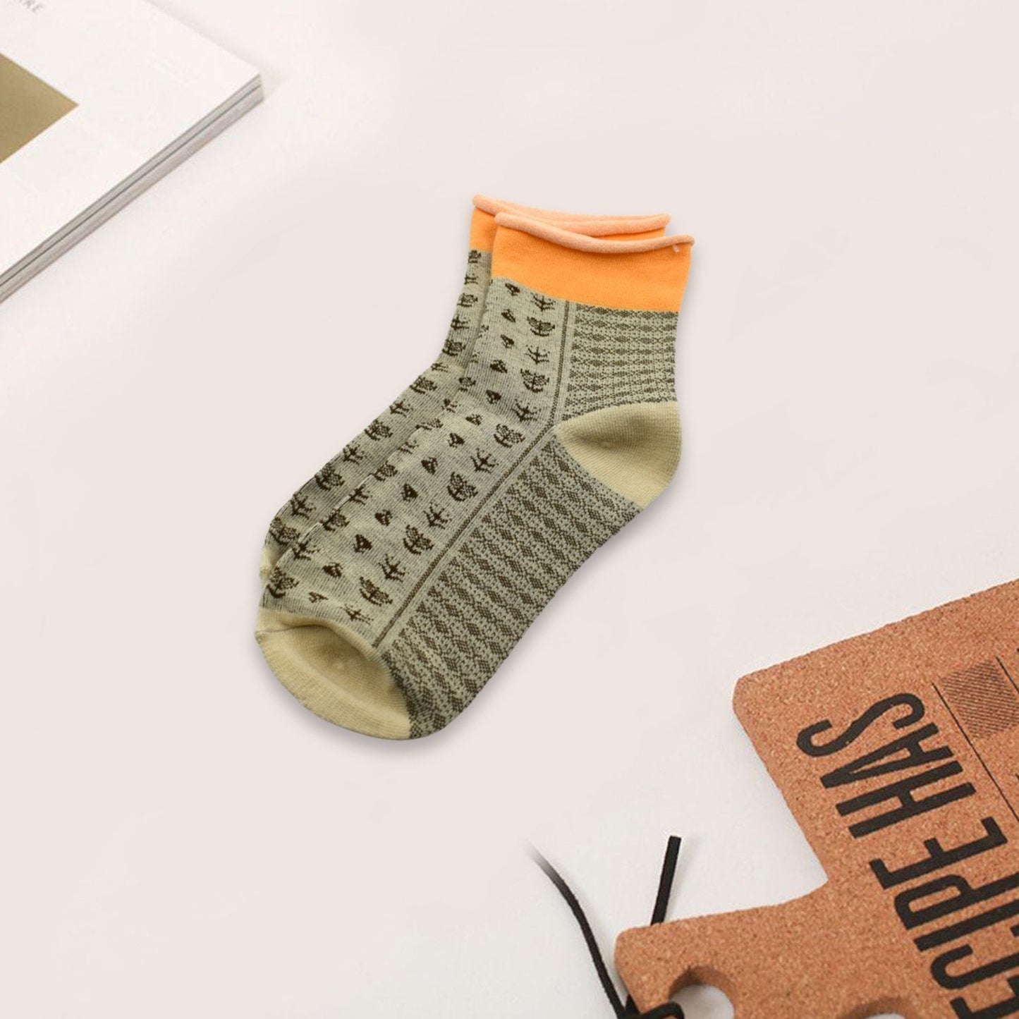 Classic socks with thickened material for added comfort