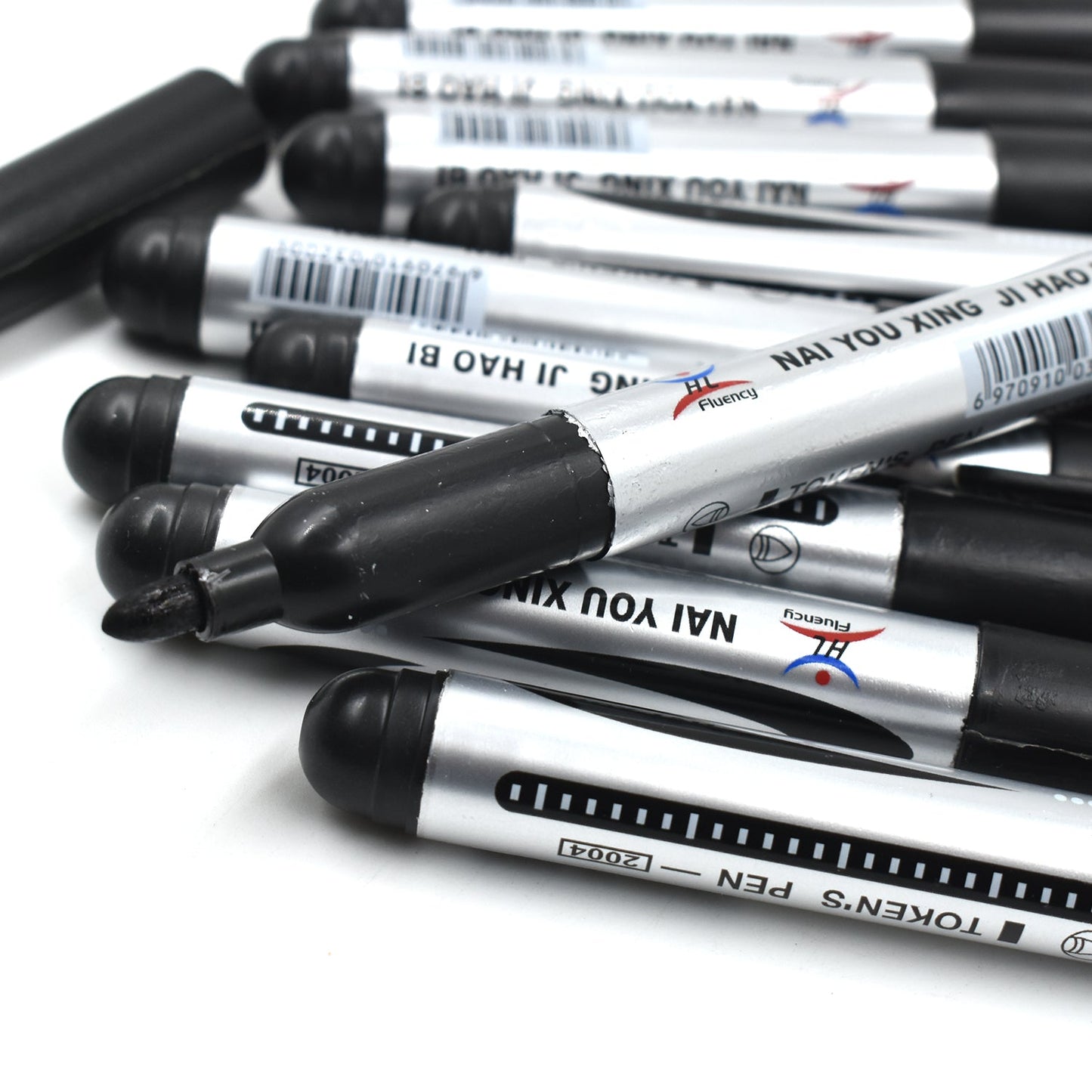 Black markers for official use