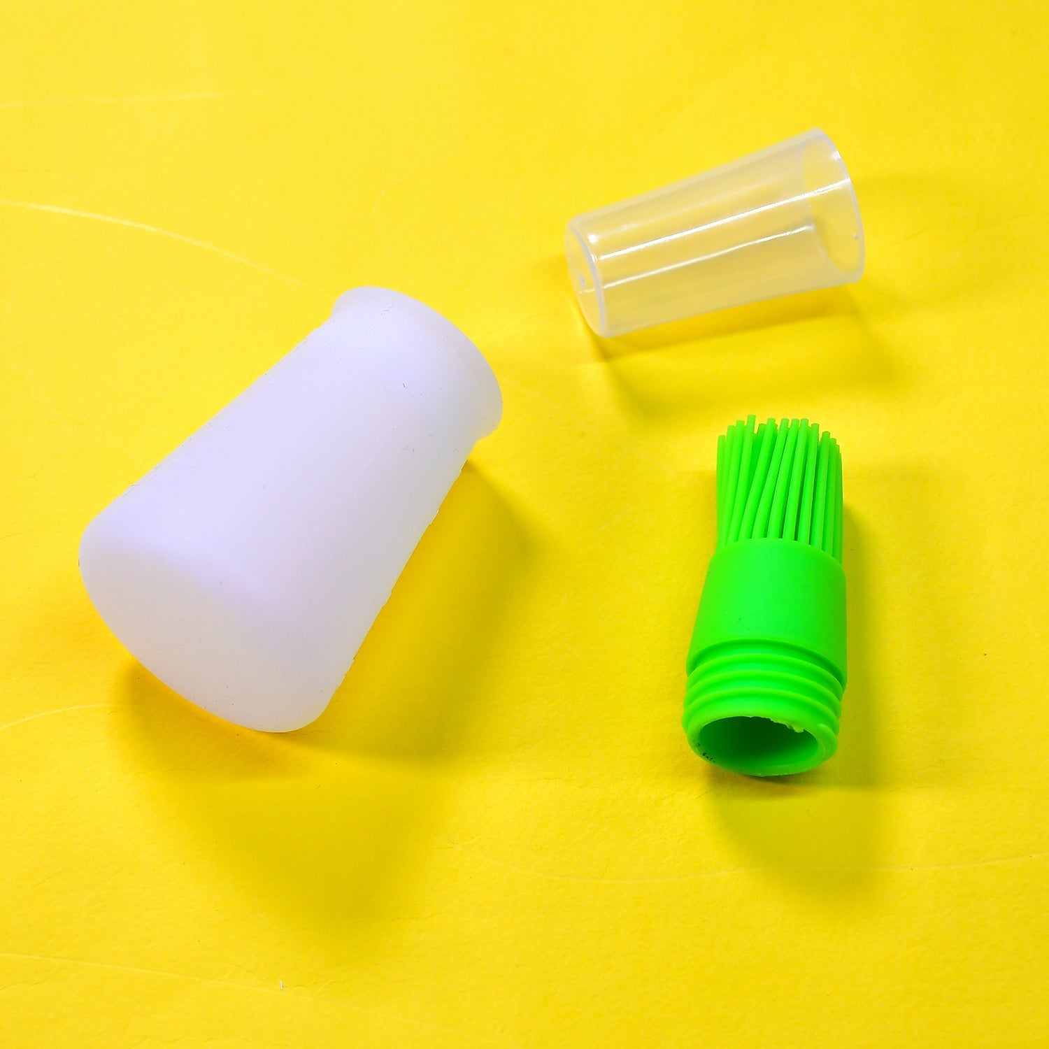 Silicone oil bottle with brush