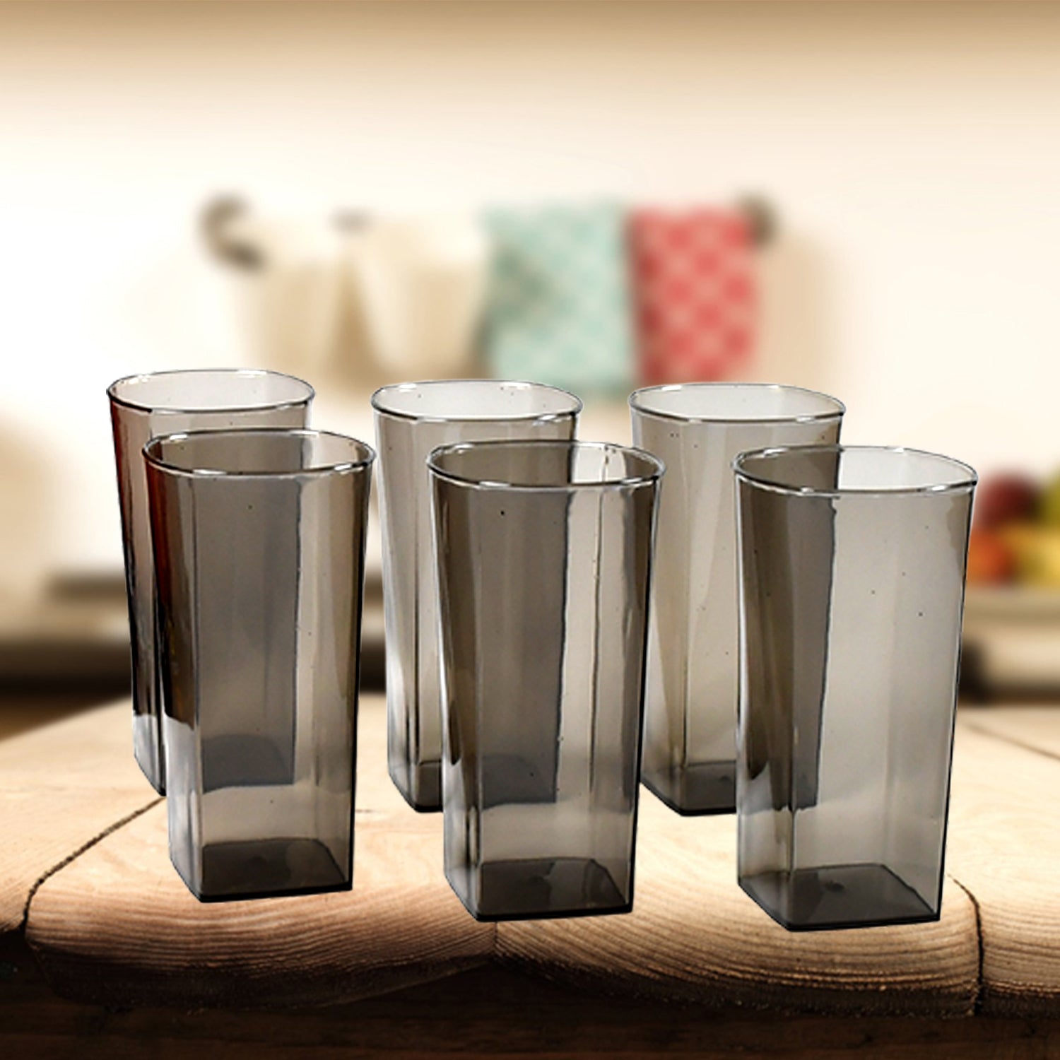 Square black plastic glasses set