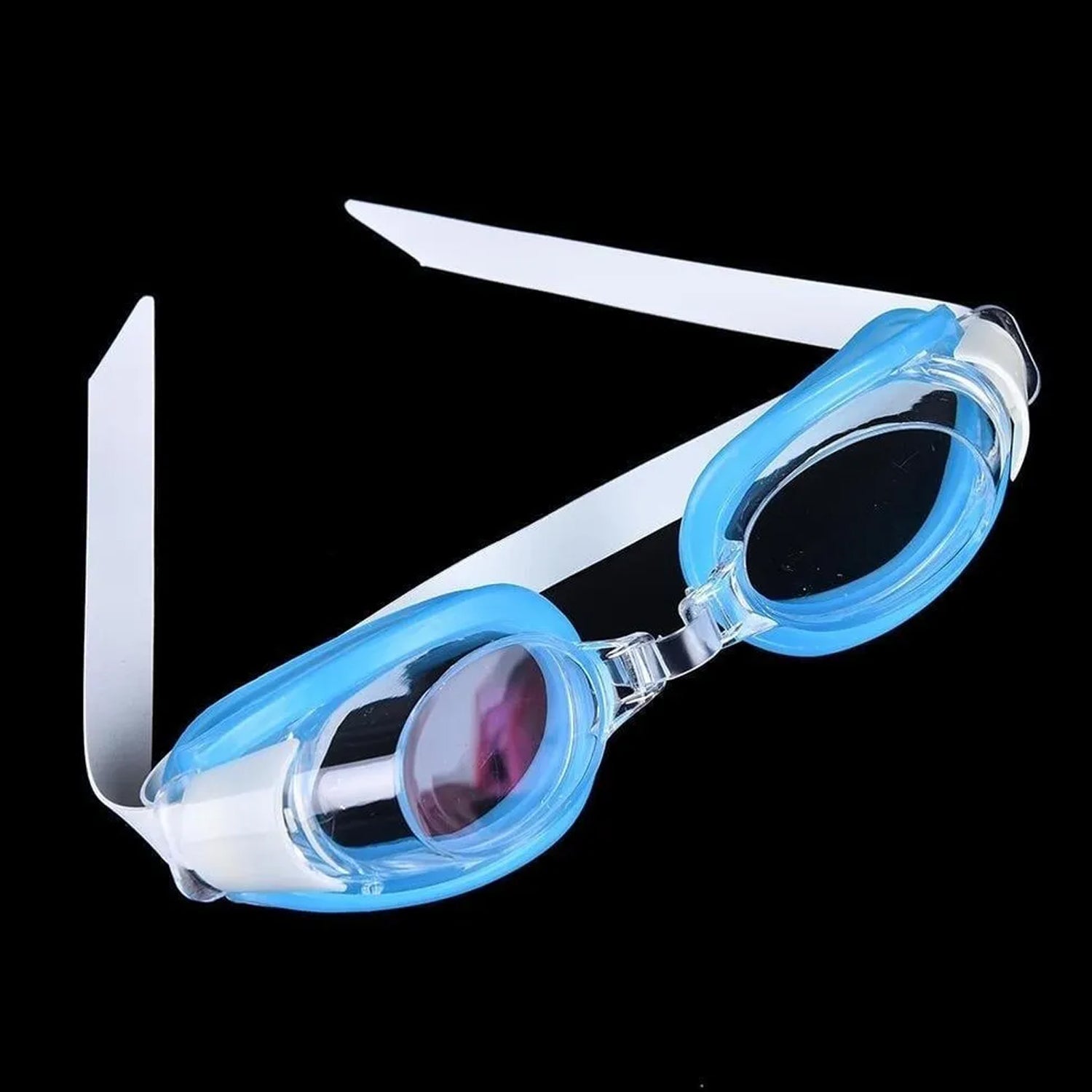 Anti-fog swimming goggles with secure fit and clear view