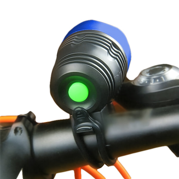 Zoomable LED bicycle headlight for safety